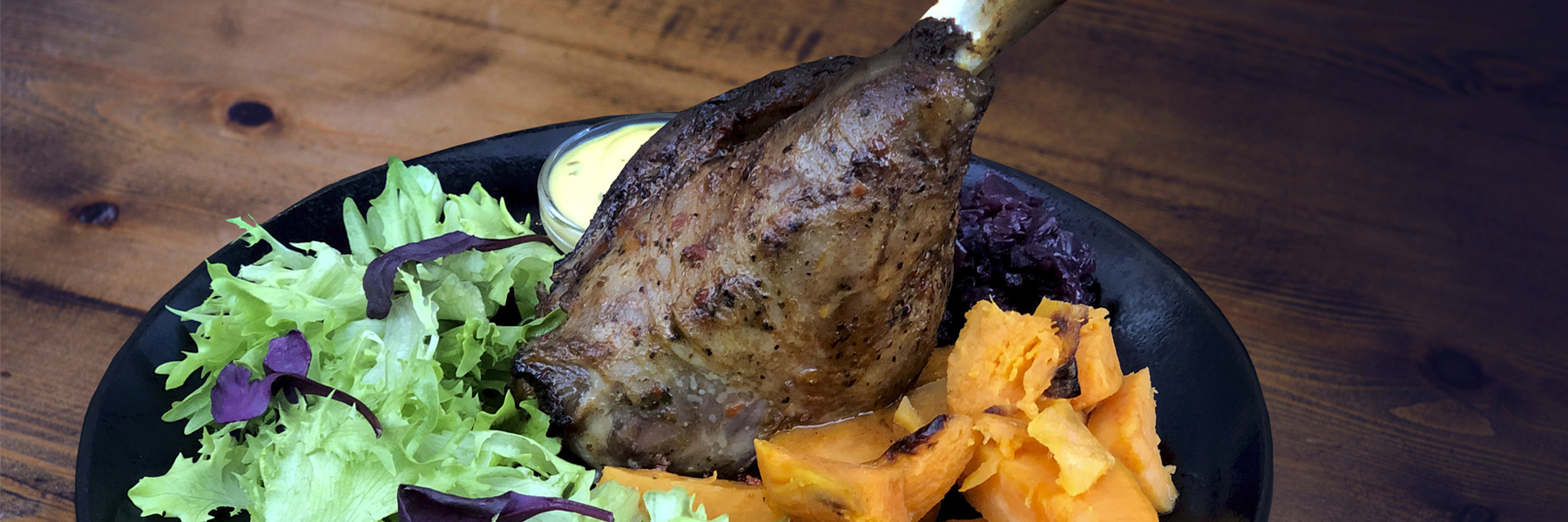 Skólavörðustígur 23 - 101 Reykjavík - Telephone +354 888 7793